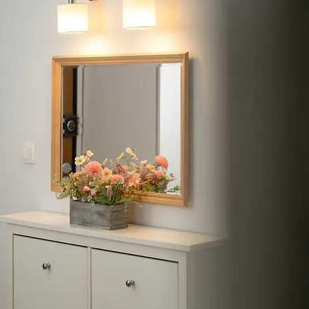 Apartmán Pawlowa Stylish With Balcony & Office By Renters Vratislav