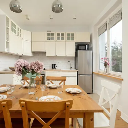Pawlowa Stylish With Balcony & Office By Renters Apartmán *