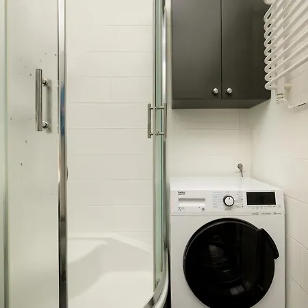 Apartmán Pawlowa Stylish With Balcony & Office By Renters